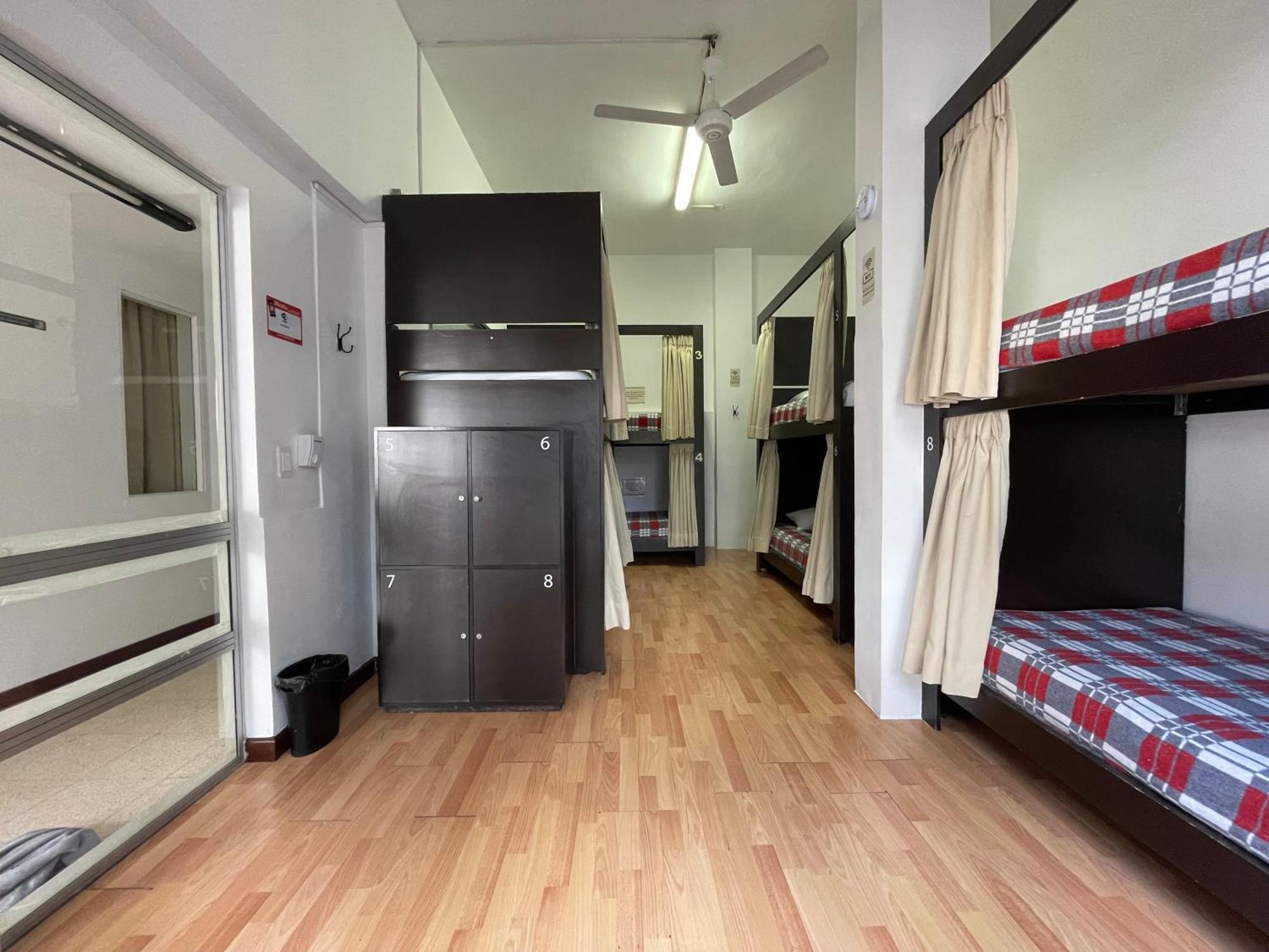 Hostal Lleras Calle 8 Medellín Exteriér fotografie