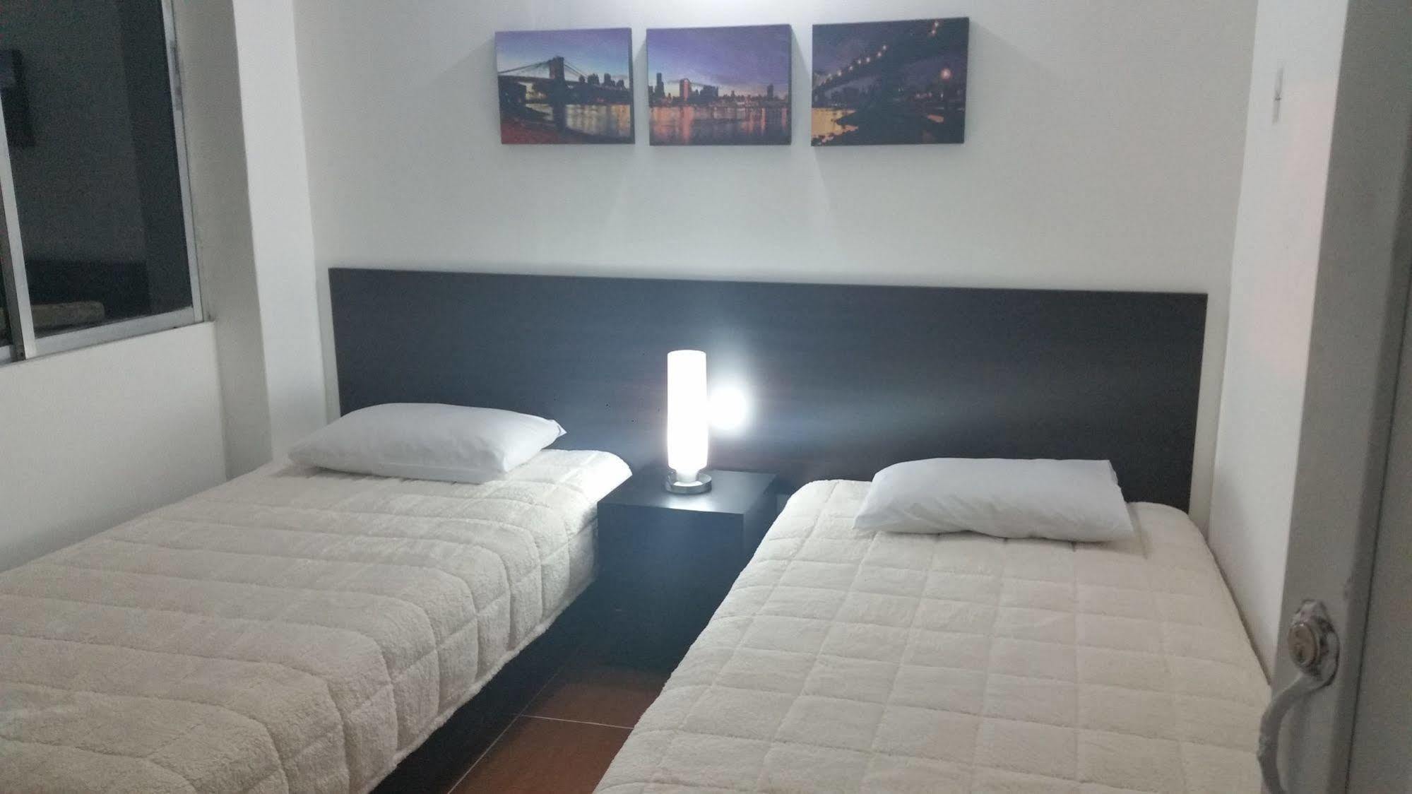 Hostal Lleras Calle 8 Medellín Exteriér fotografie
